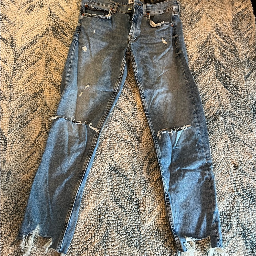 Zara boyfriend ripped jeans 4